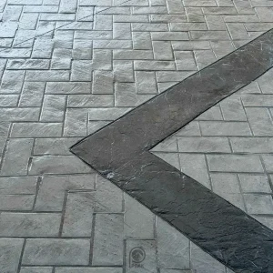 ตัวผลงานคอนกรีตพิมพ์ลาย ลาย Herring Bone Brick 2