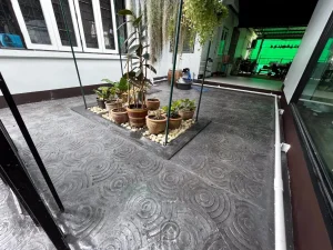 ตัวผลงานคอนกรีตพิมพ์ลาย ลาย Reflection 1